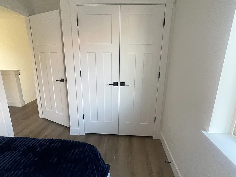 2233 Jefferson Ave #3 — Photo 22