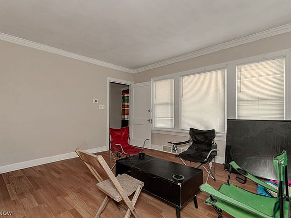 5th image of 22050 Westport Ave