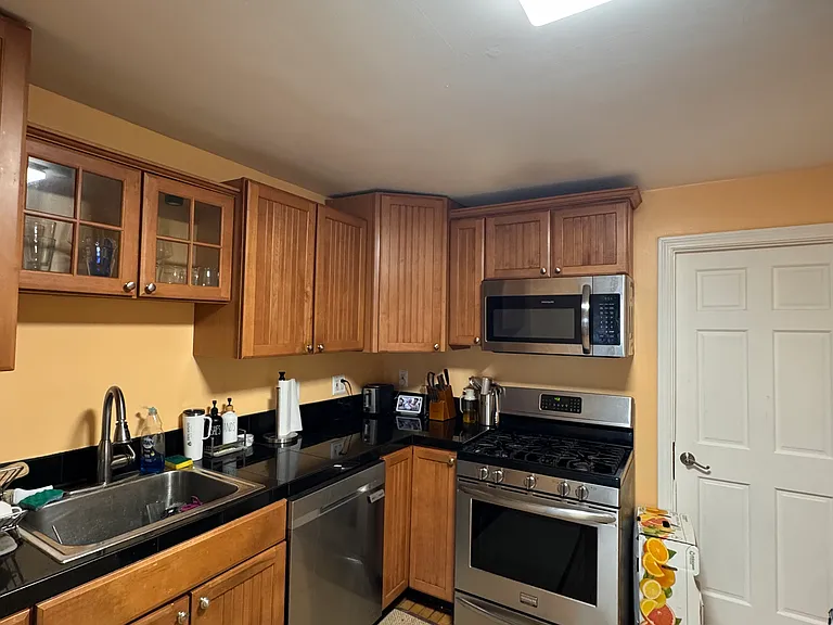 183 Babcock St — Photo 1