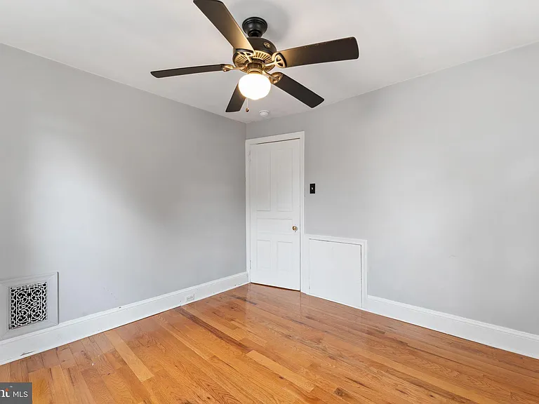 809 Ardmore Ave — Photo 29