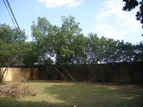 4th image of 718 Hughes Dr
