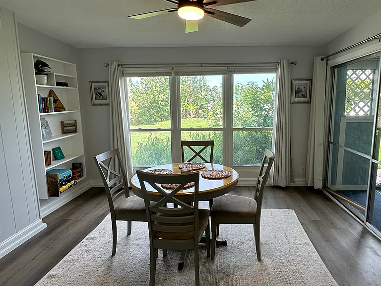 16 N Venetian Way — Photo 4