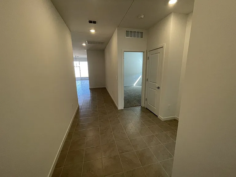 37014 W Prado St — Photo 7