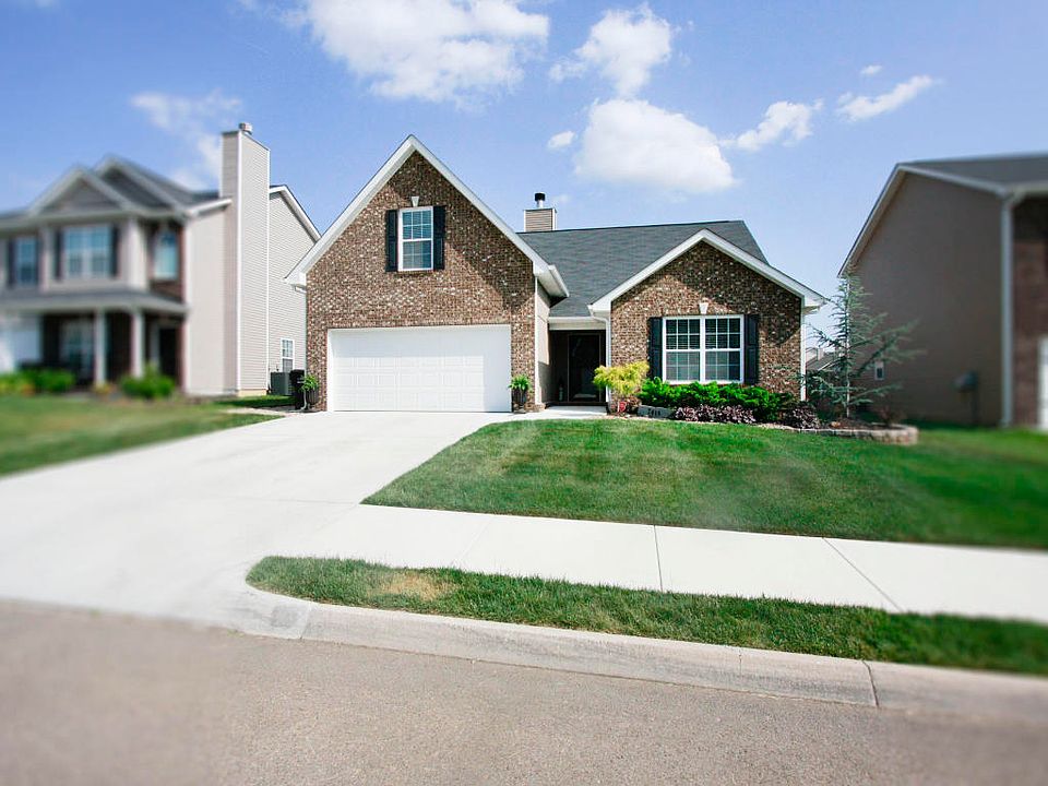1st image of 7419 Lucky Clover Ln