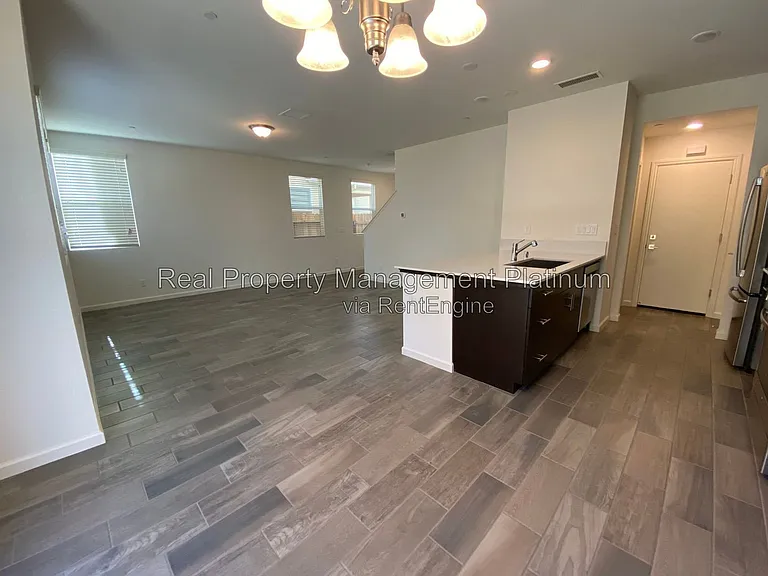 3736 Longford Way — Photo 12