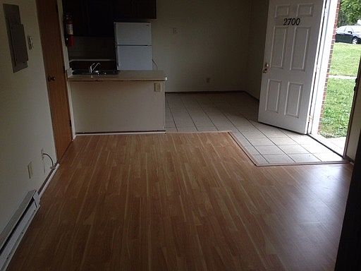 4th image of 2757 Wedge St