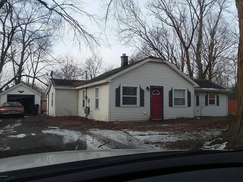 1st image of 3811 Standish Ave NE