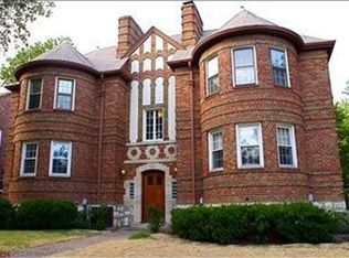 7801 Delmar Blvd APT 1E, Saint Louis, MO 63130