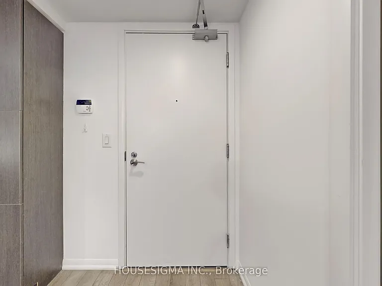 3091 Dufferin St #211 — Photo 17
