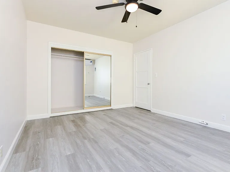 Berendo Street Apartments — Photo 2