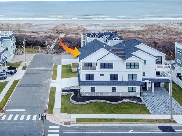 901 Commonwealth Ave N, Strathmere, NJ 08248