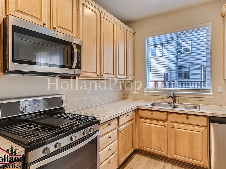 4815 SE Teakwood St — Photo 11
