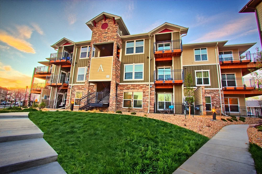 Ironhorse Apartments — Photo 1
