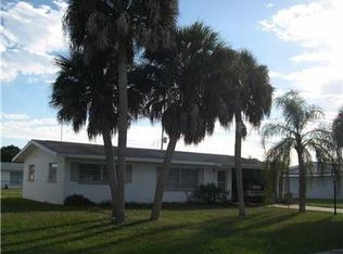 324 Glen Oak Rd, Venice, FL 34293