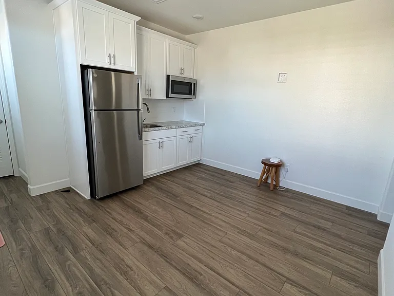 9886 Summerton Way — Photo 2
