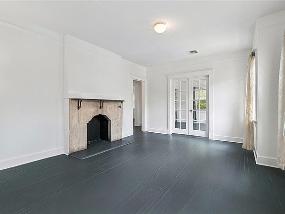 2nd image of 7324 Maple St