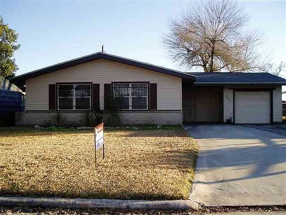 5th image of 1511 Longhorn Ave