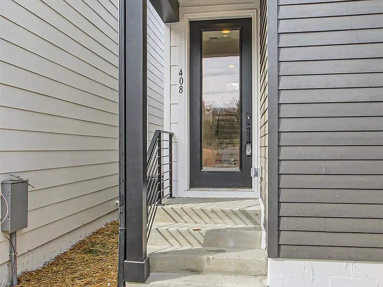 408 Serenity Ln — Photo 28