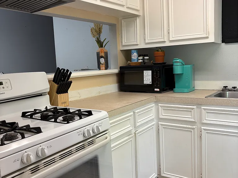 4 Tanya Cir #3 — Photo 6