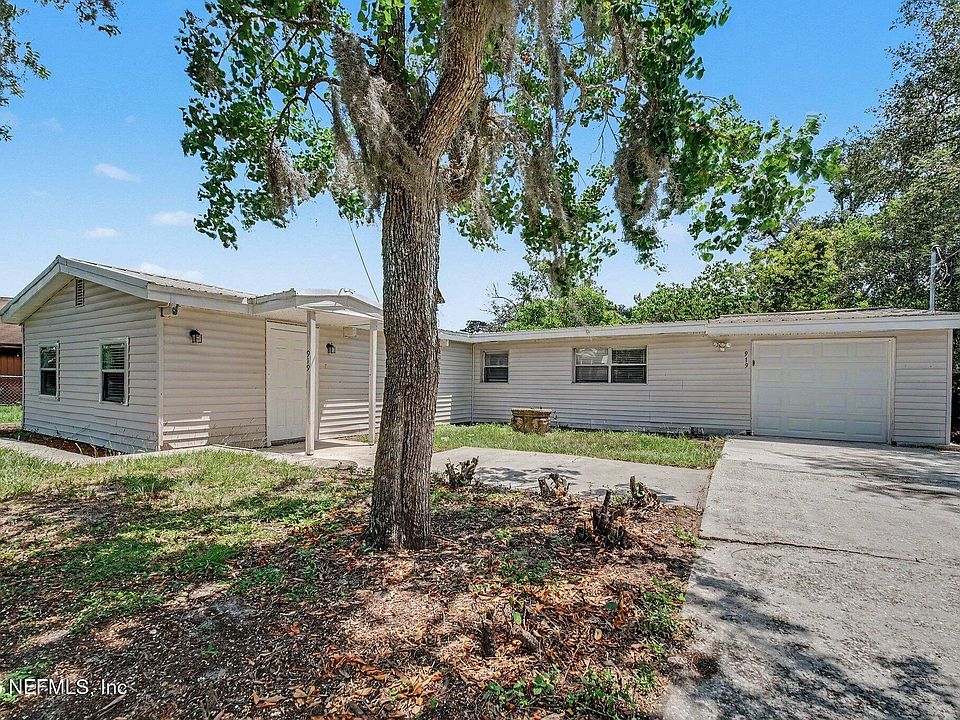 1st image of 919 CREST Drive E