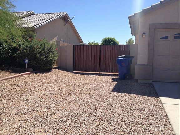2nd image of 619 N Calle Largo