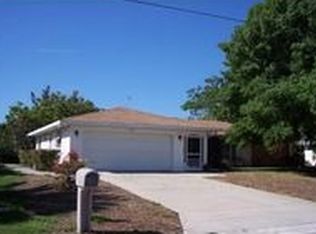 1010 Sandlewood Dr, Venice, FL 34293