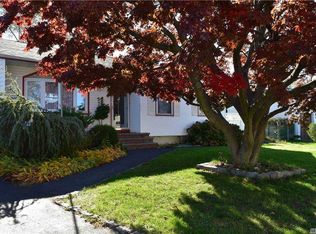 58 Wilson St, Brentwood, NY 11717