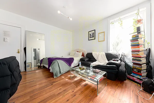 Rented by The Syper Group | media 2