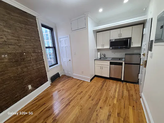 Rented by Corcoran | media 1