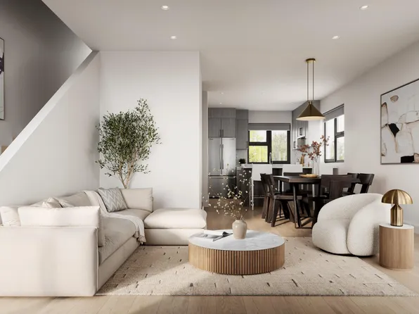 586 Thompson Ave #103, Coquitlam, BC V3J 3Z8