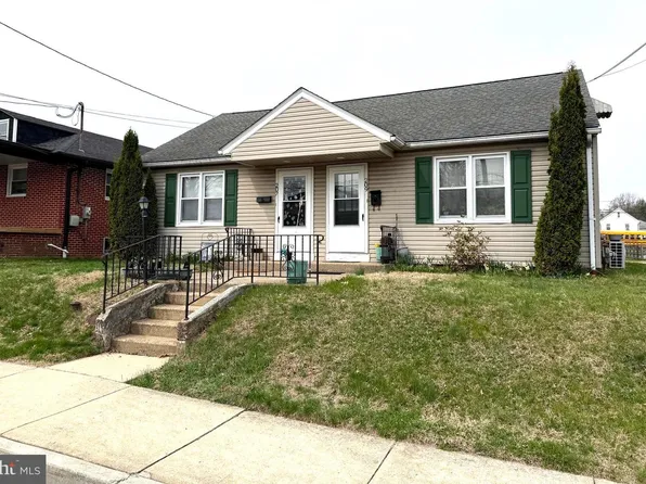 207-209 Lemon St, Pottstown, PA 19464