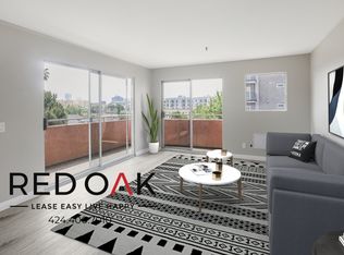 6700 Franklin Pl APT 111, Los Angeles, CA 90028