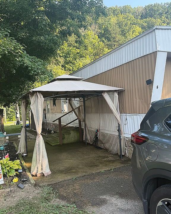 1st image of 850 C Smith St Lot 6