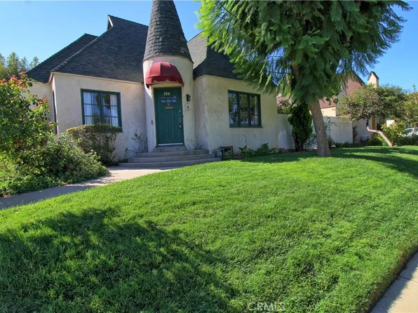304 Normandie Ct, Redlands, CA 92373