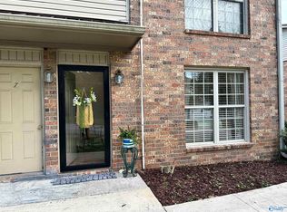 2018 Hobbs Rd SE APT 8, Huntsville, AL 35803