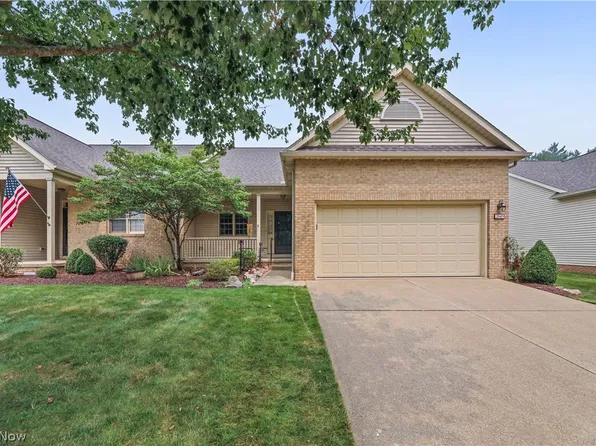 2645 Cardington Grn, Uniontown, OH 44685