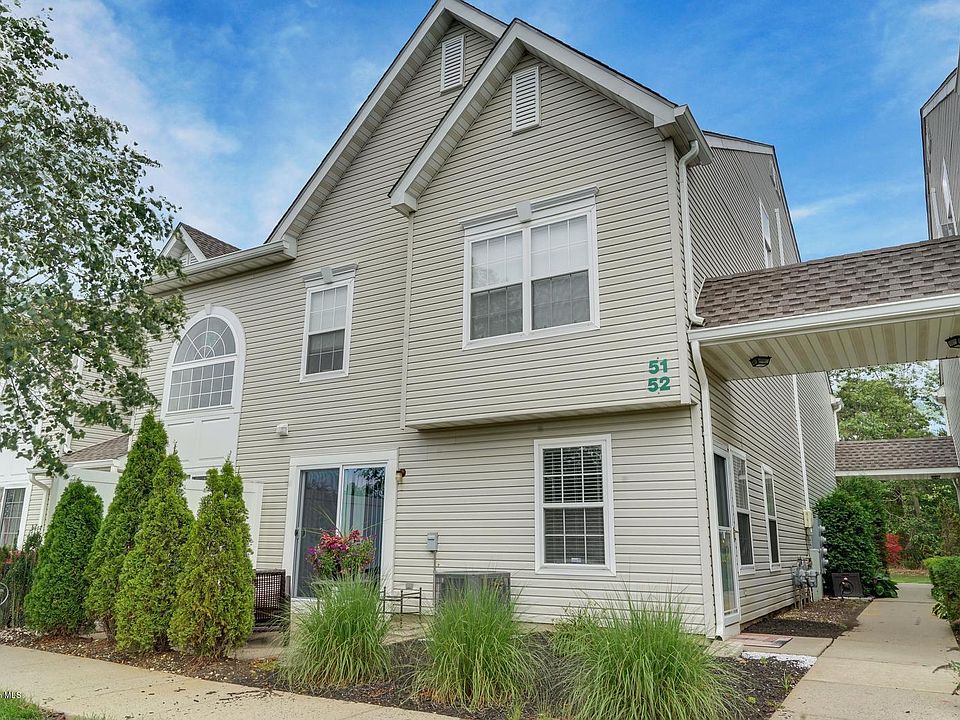 1st image of 51 Richmond Ct