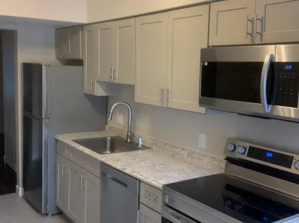 5517 Pershing Ave APT 11, Saint Louis, MO 63112