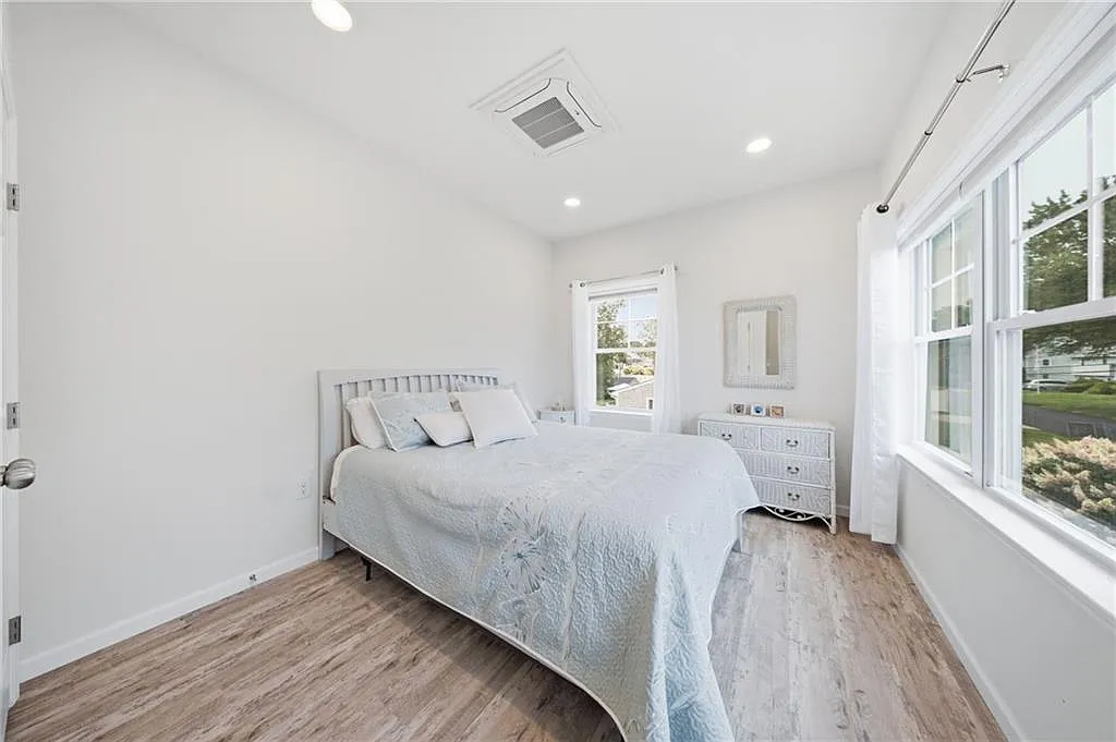 3 bed, 1514 sqft, $3,300 — Photo 3