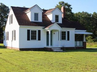 1330 Callis Field Ln, Mathews, VA 23109