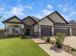 3745 E Spyglass Hill Dr, Fayetteville, AR 72701