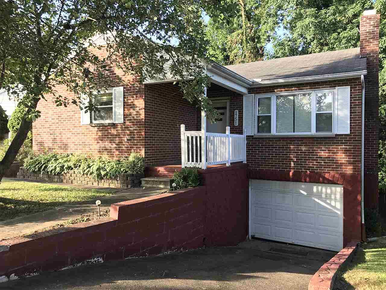 1751 Woodward Ter, Huntington, WV 25705 Zillow