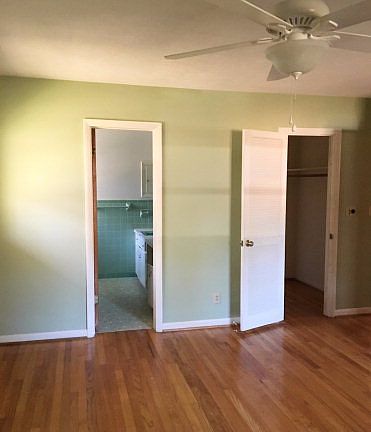 2nd image of 581 Woodland Dr