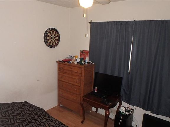 4th image of 4725 W Wisconsin Ave