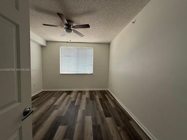 8050 N Nob Hill Rd #105 — Photo 5