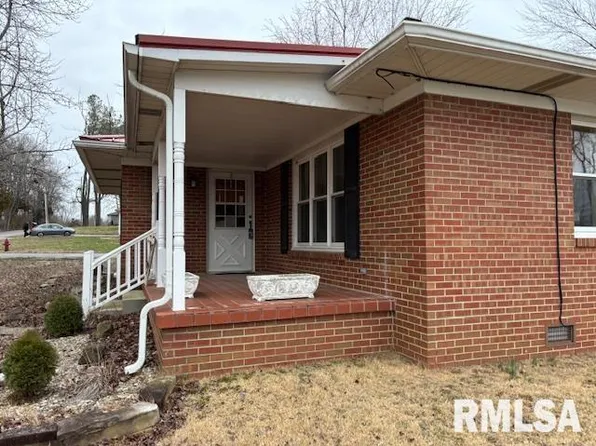 274 E Trammel St, Carrier Mills, IL 62917