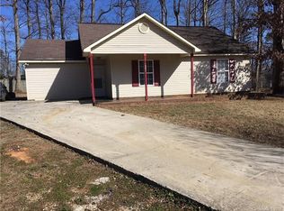 301 Wilma Lee Ct, Charlotte, NC 28208