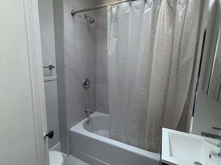 559A Mount Pleasant Rd — Photo 23