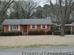 715 Odom Dr, Fayetteville, NC 28304