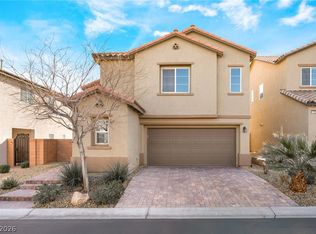 7733 Pyrenees Park Dr, Spring Valley, NV 89113